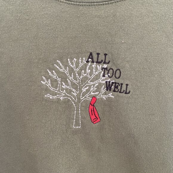 Taylor Swift All Too Well Green Crew Neck Sweatshirt Red Scarf‎ Taylor’s Ver. S - Picture 2 of 8